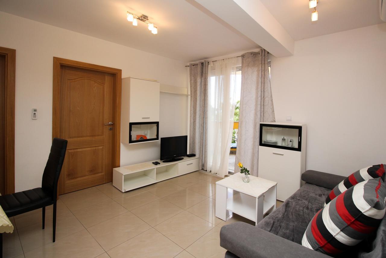 Apartments Koritnik ปูนัต ภายนอก รูปภาพ